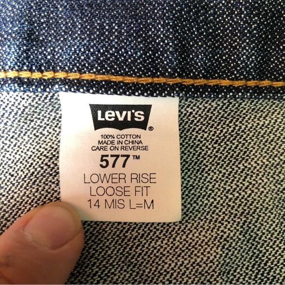 Vintage Levis 577 Jeans Womens 14 Blue Loose Straight Dark Wash Y2K Baggy Denim - Picture 9 of 10